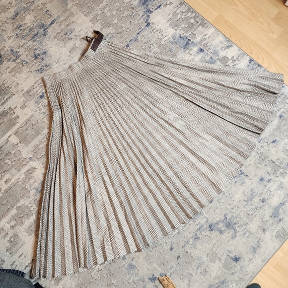 Banana Republic Metallic Plaid Pleated Midi Maxi Skirt Black Bronze White Size 0 - Picture 12 of 17